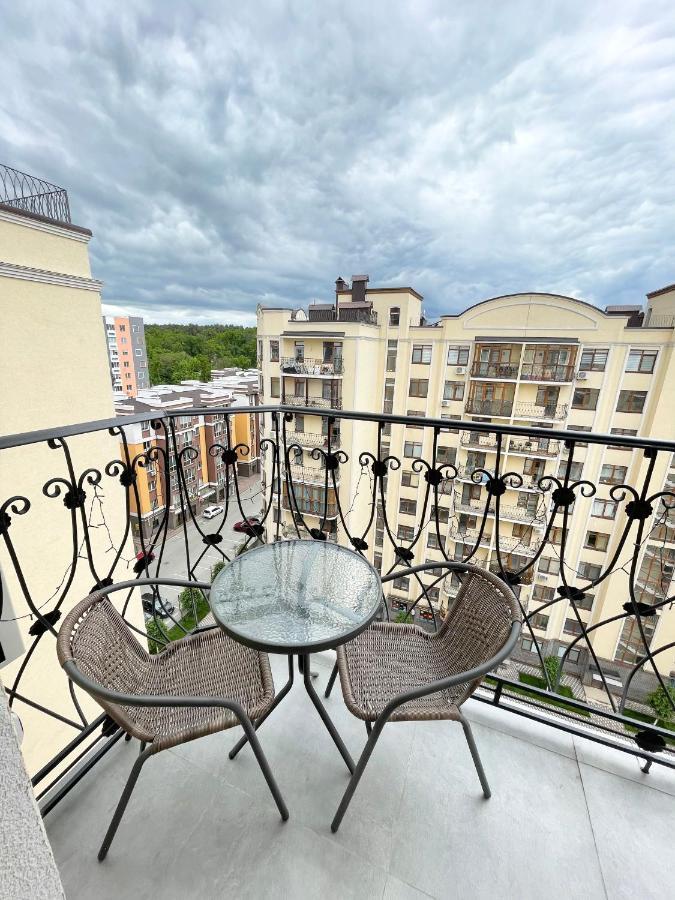 Luxury Emerald Apartments Irpiny Kültér fotó